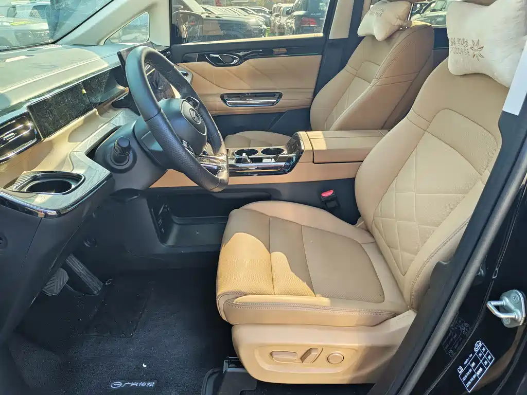 GAC Motor Trumpchi E8 PHEV — миниатюра 8