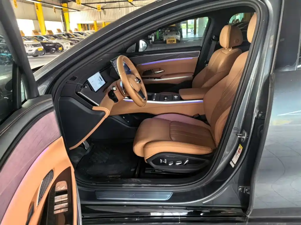 BYD Han L — миниатюра 15