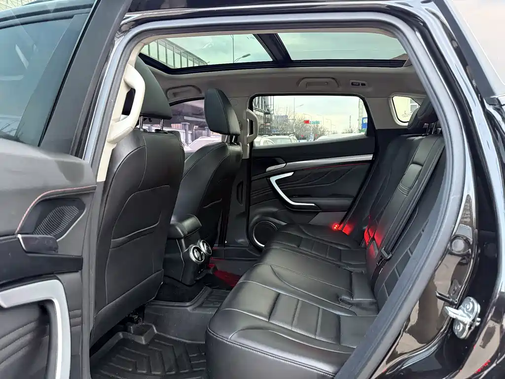 WEI PAI WEI BRAND VV7