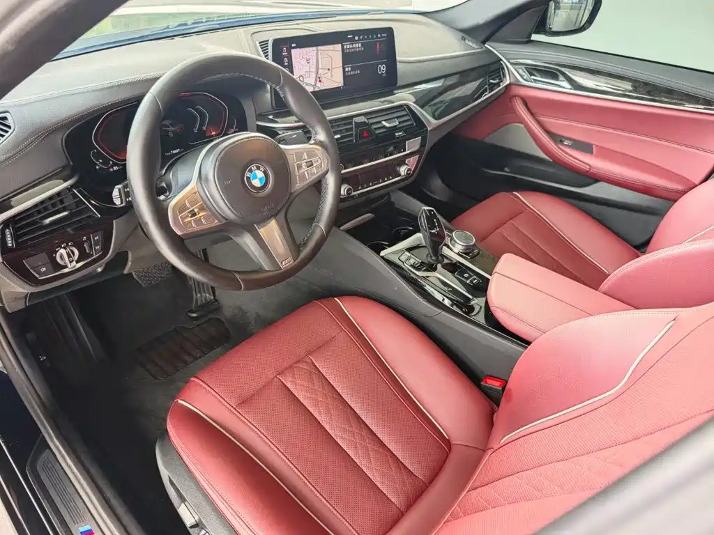 BMW 5 Series — миниатюра 11