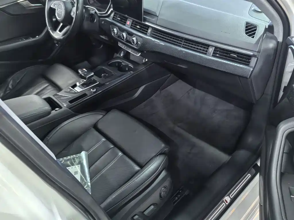 Audi A4L — миниатюра 11