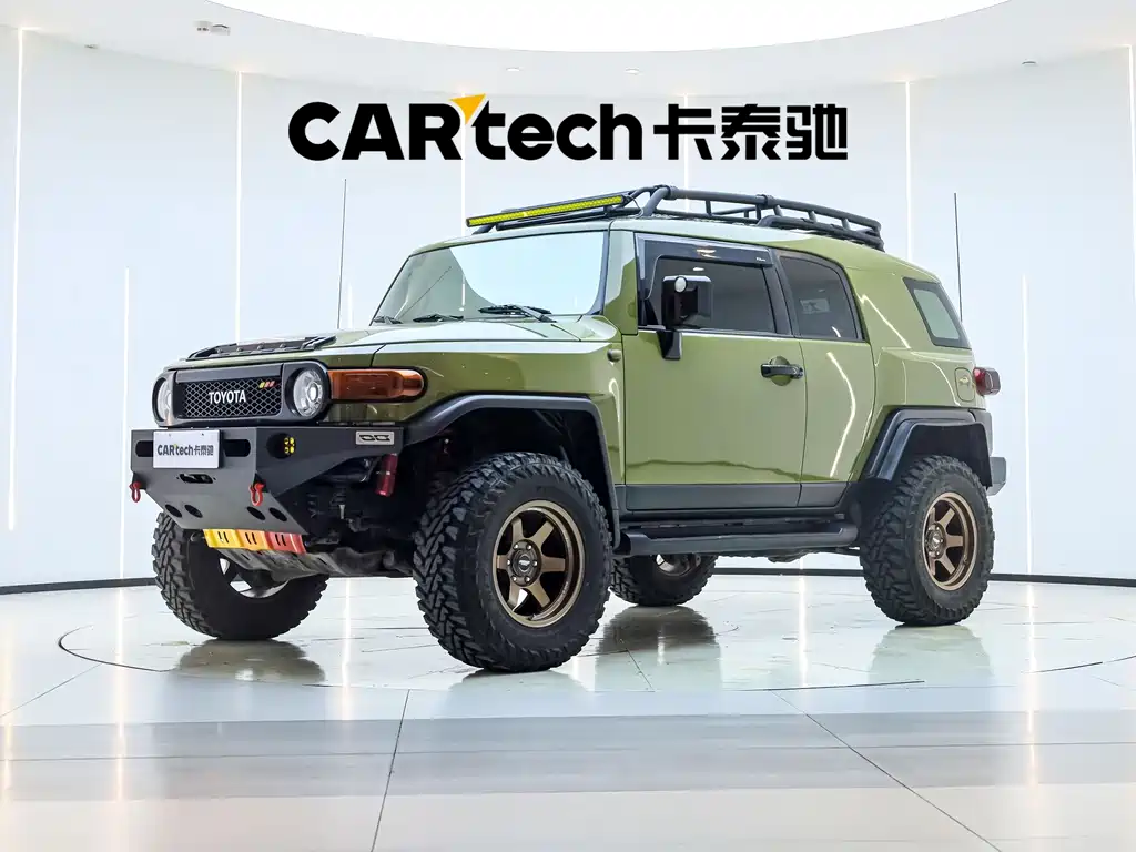 Toyota FJ Cruiser — миниатюра 2