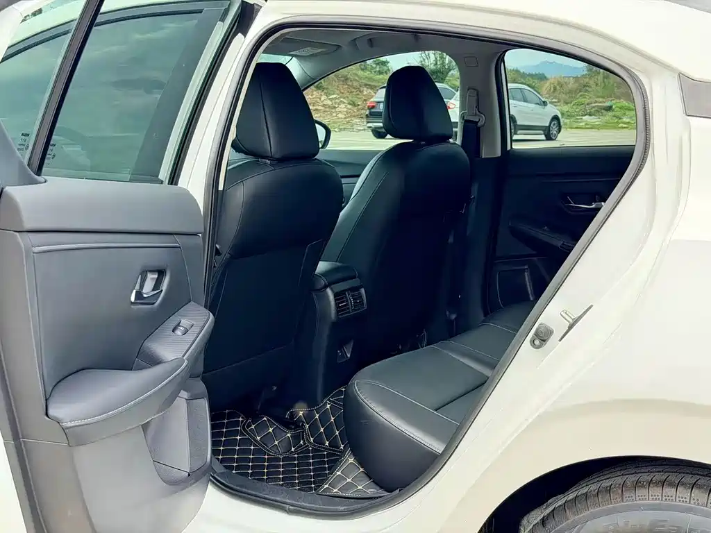 Nissan Sylphy 2025 1.6L CVT
