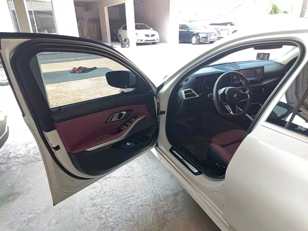 BMW 3 Series — миниатюра 16