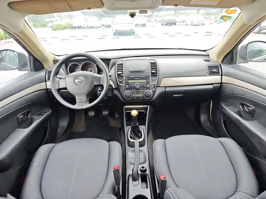 Nissan Sylphy 2018 1.6XE MT Comfort