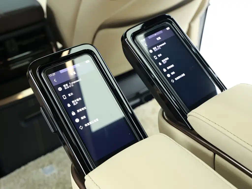 Toyota Vellfire — миниатюра 15
