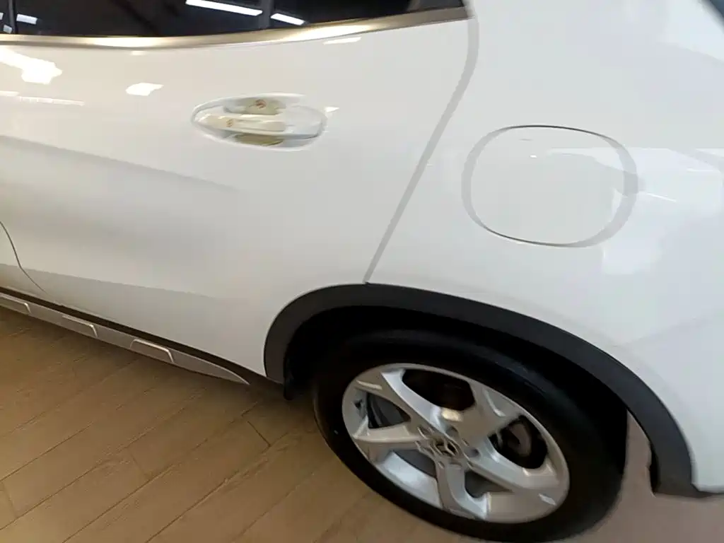 Mercedes-Benz GLA — миниатюра 5