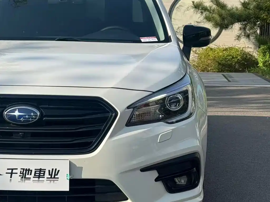 Subaru Legacy — миниатюра 3