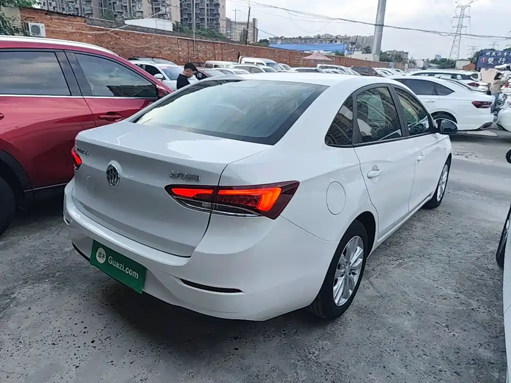 Buick Excelle — миниатюра 7