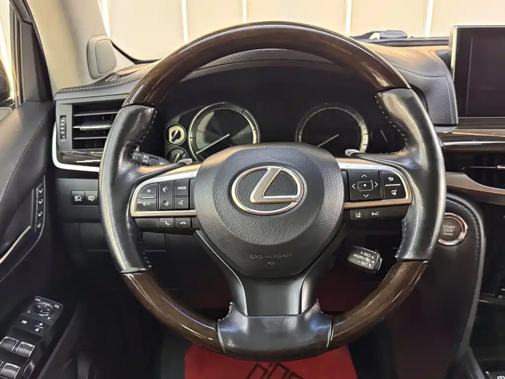 Lexus LX — фотографии объявления, Фото 18