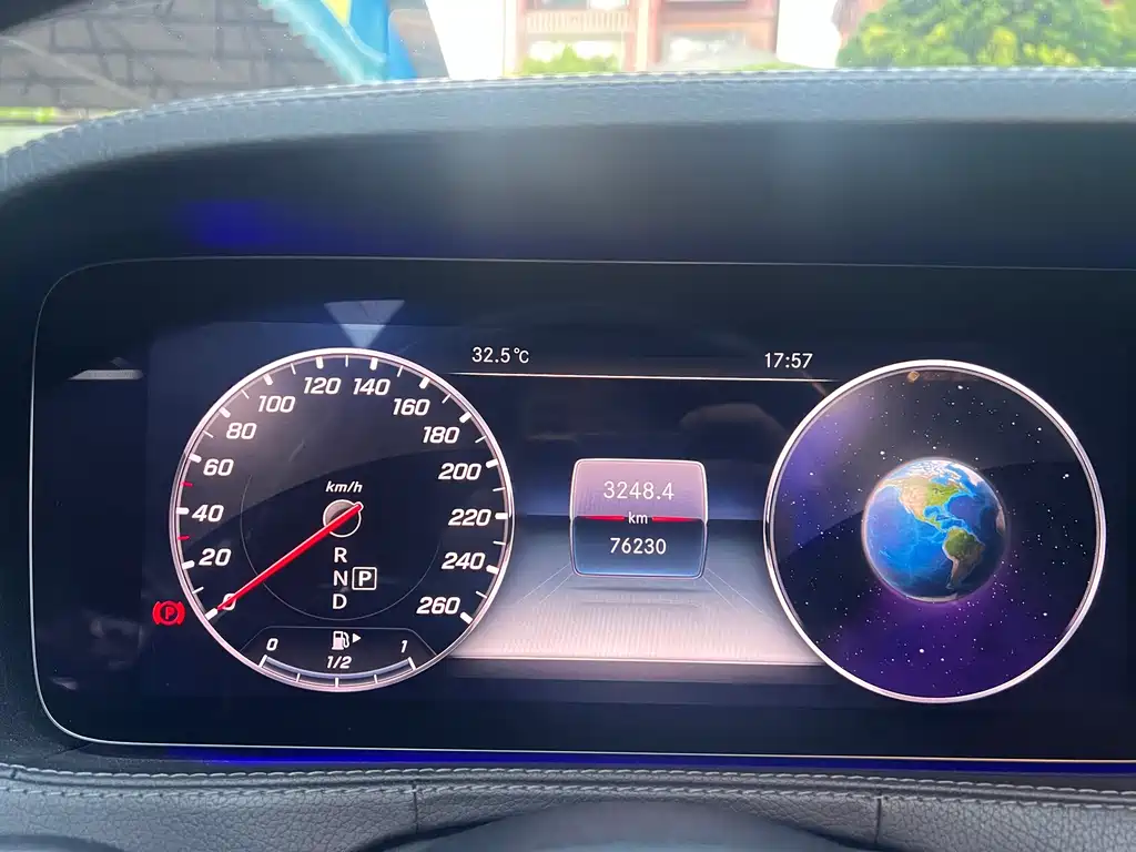 Mercedes-Benz S-Class — миниатюра 18