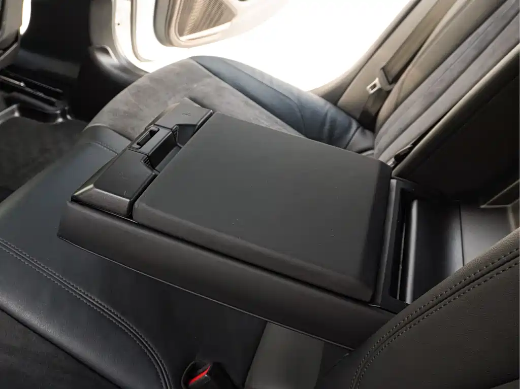 Audi A4L — миниатюра 20