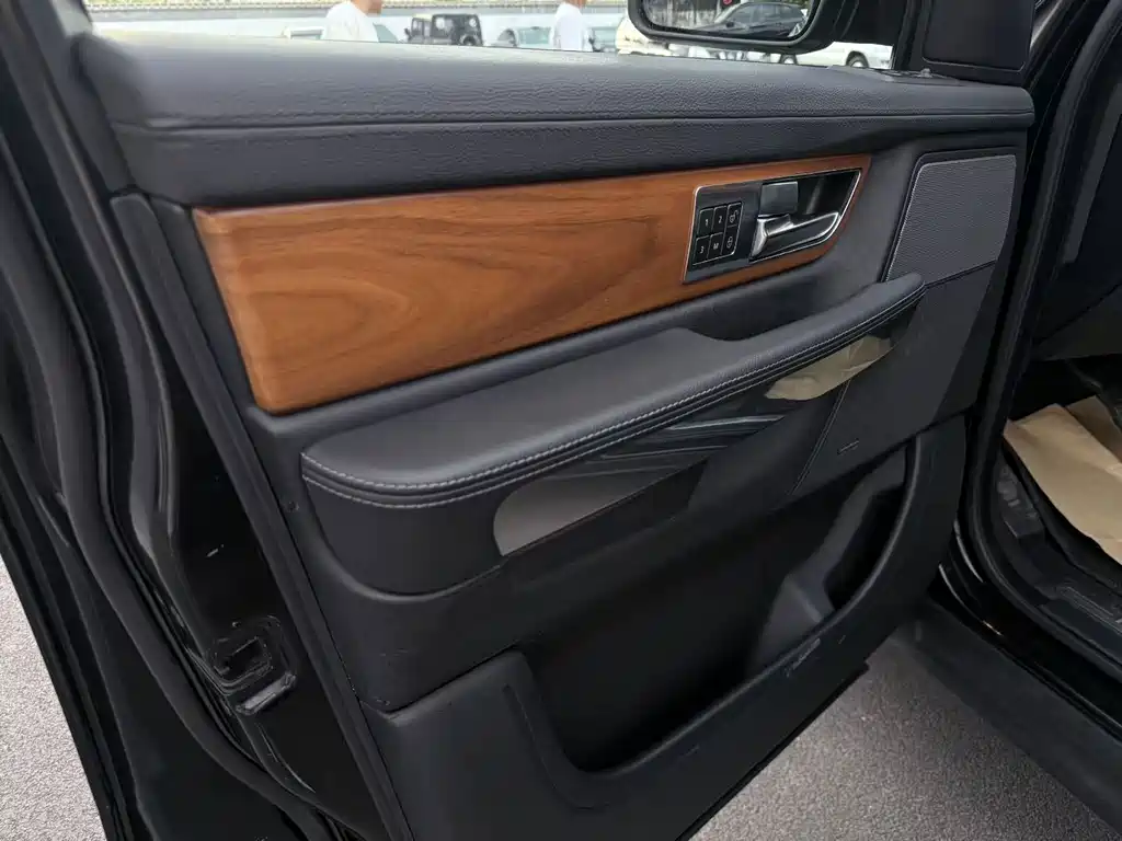 Land Rover Sport — миниатюра 19