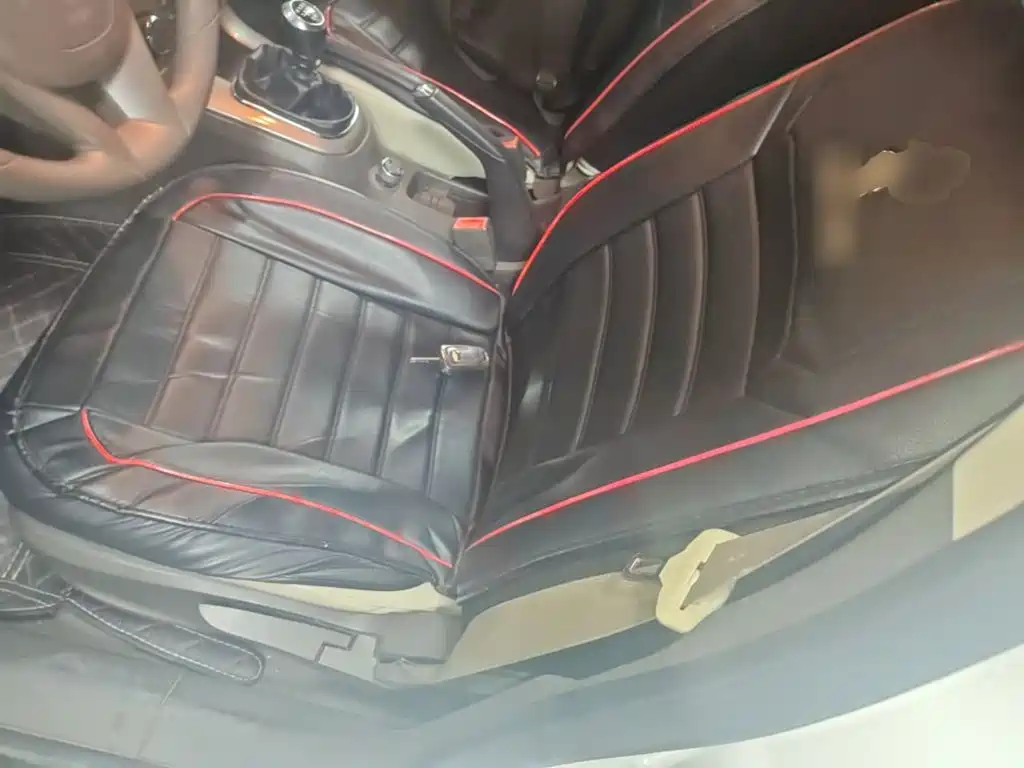 Chevrolet Cruze — миниатюра 15