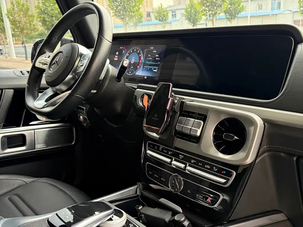 Mercedes-Benz G-Class — миниатюра 10