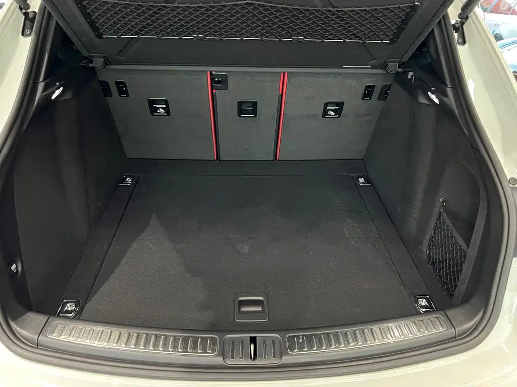 Porsche Macan — миниатюра 18