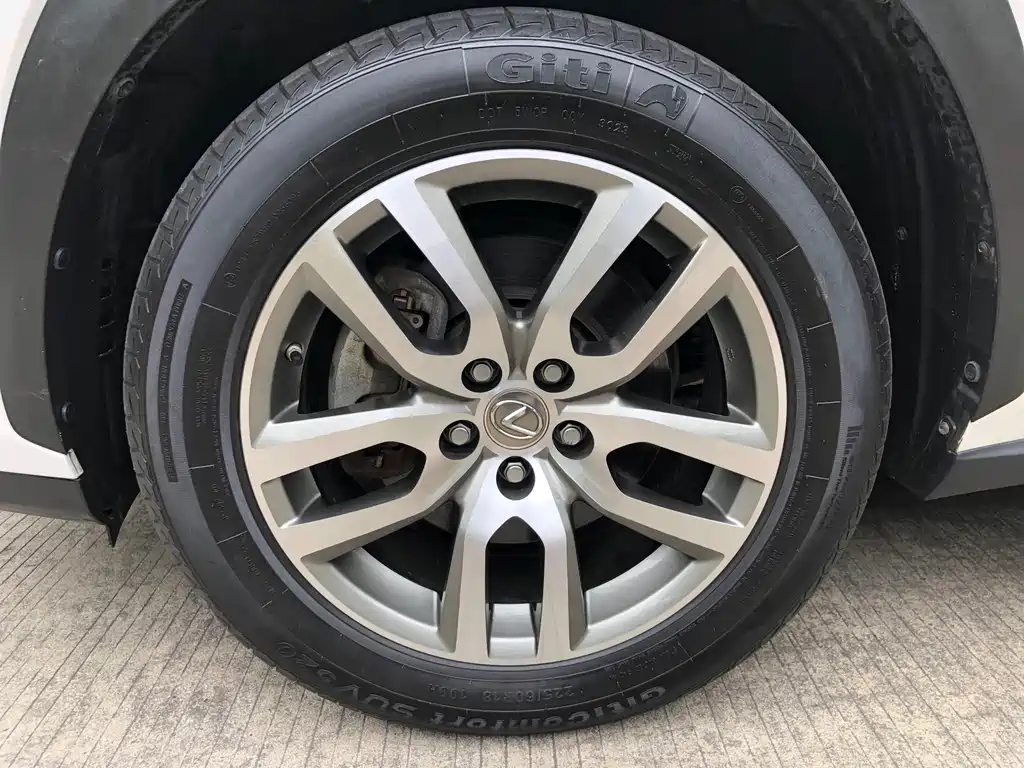 Lexus NX — миниатюра 23