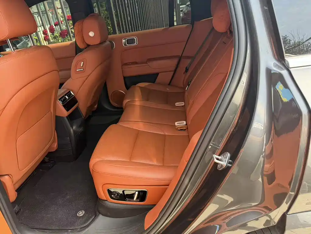 Li Auto Li L7 — миниатюра 2