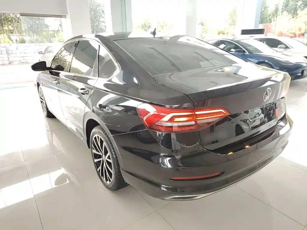 Volkswagen Lavida — миниатюра 5