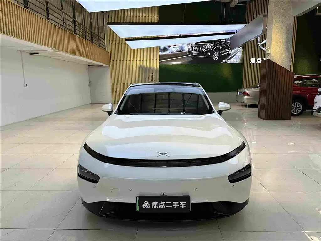 XPeng P7 — миниатюра 2