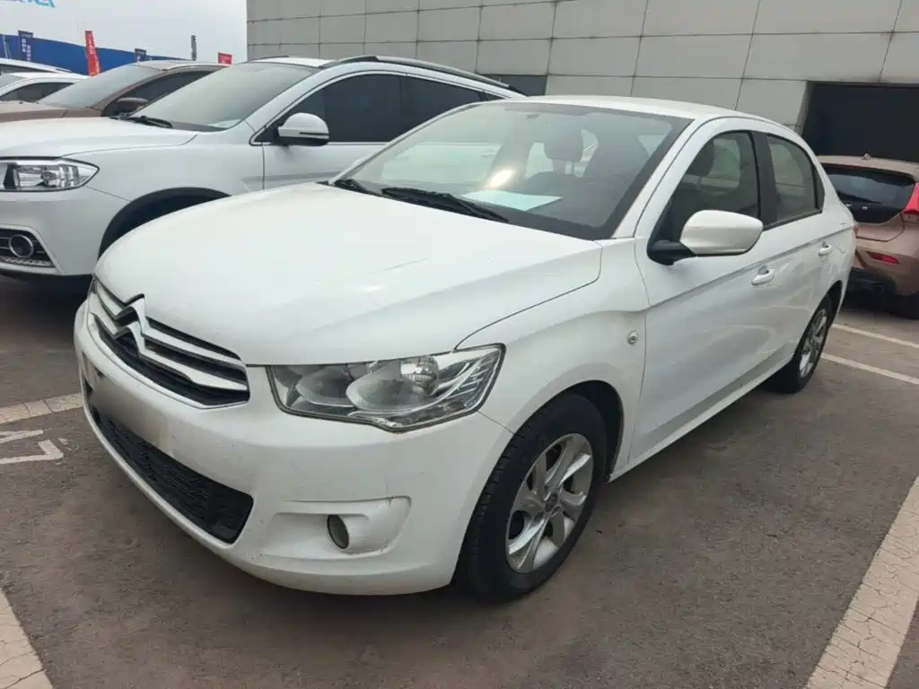 Citroen Elysee — миниатюра 2
