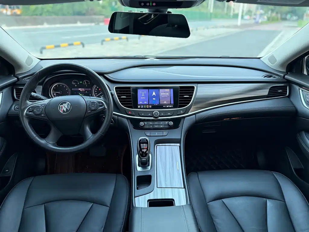 Buick LaCrosse — миниатюра 15