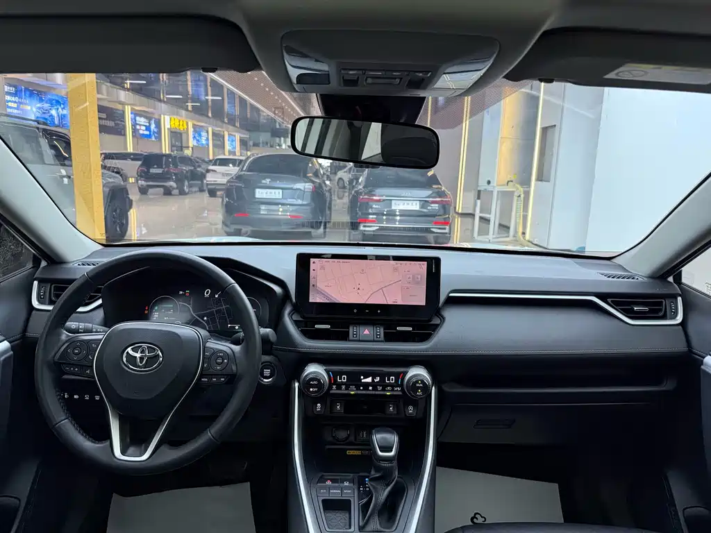 Toyota RAV4 — миниатюра 23