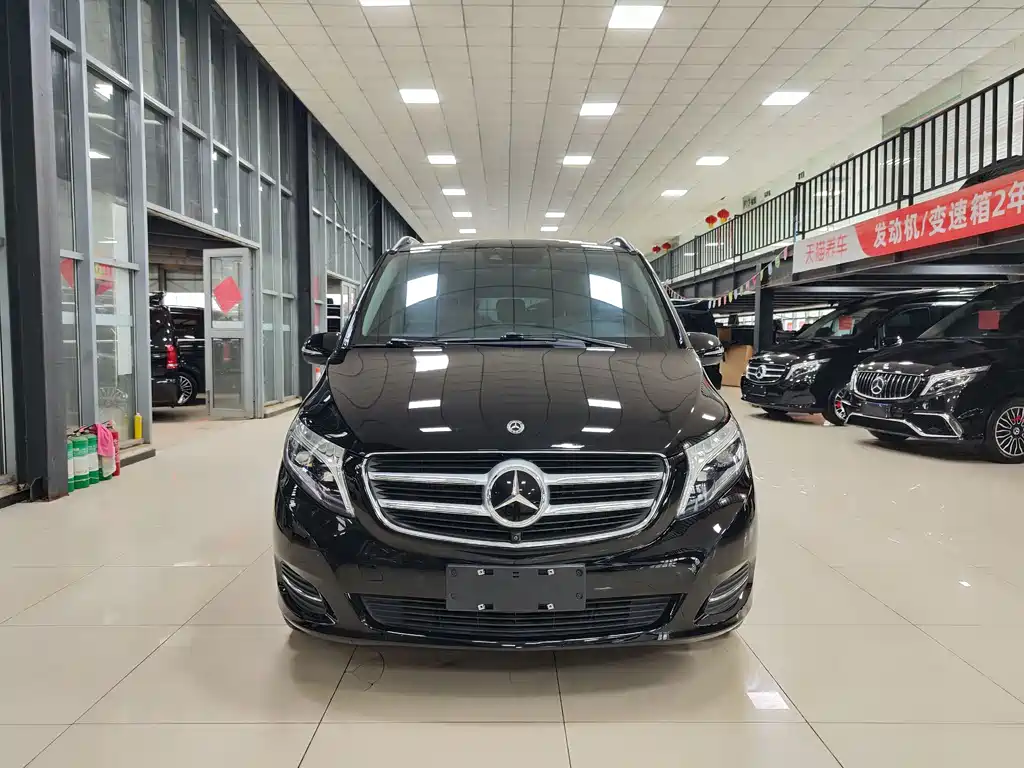 Mercedes-Benz V-Class V 2018 V 260 L Luxury Long Wheelbase VI