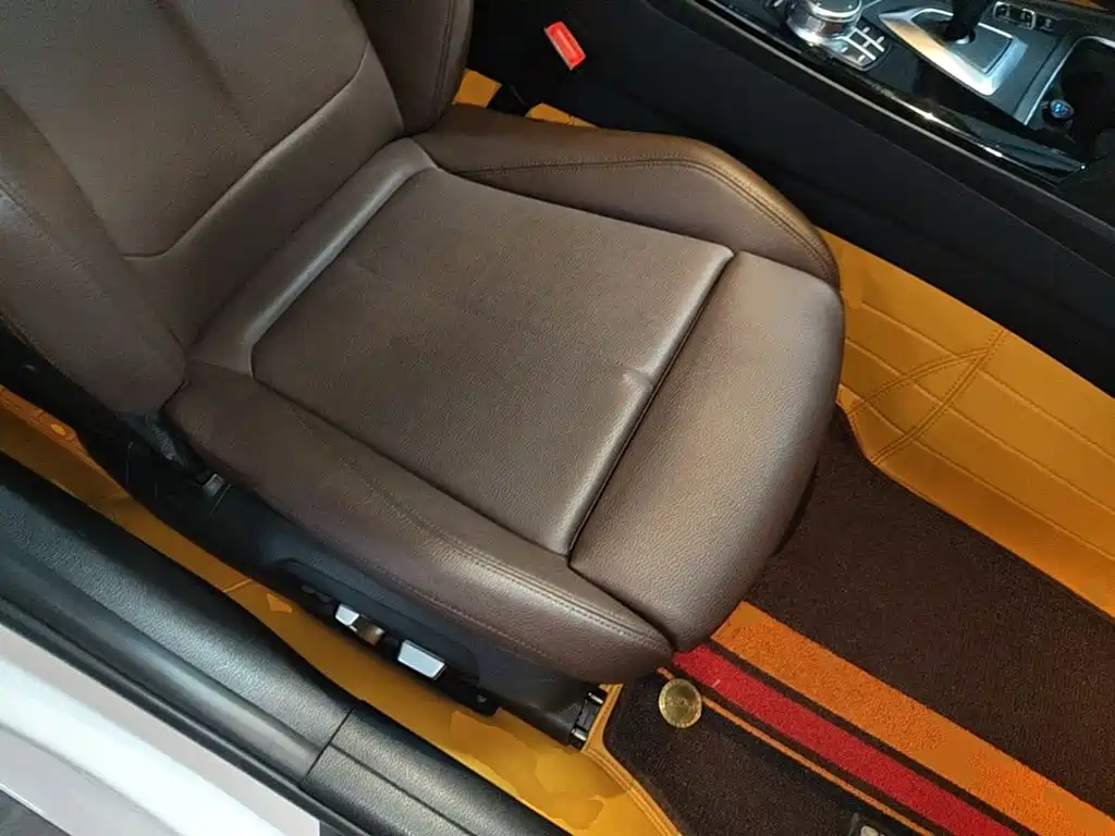 BMW 3 Series — миниатюра 25