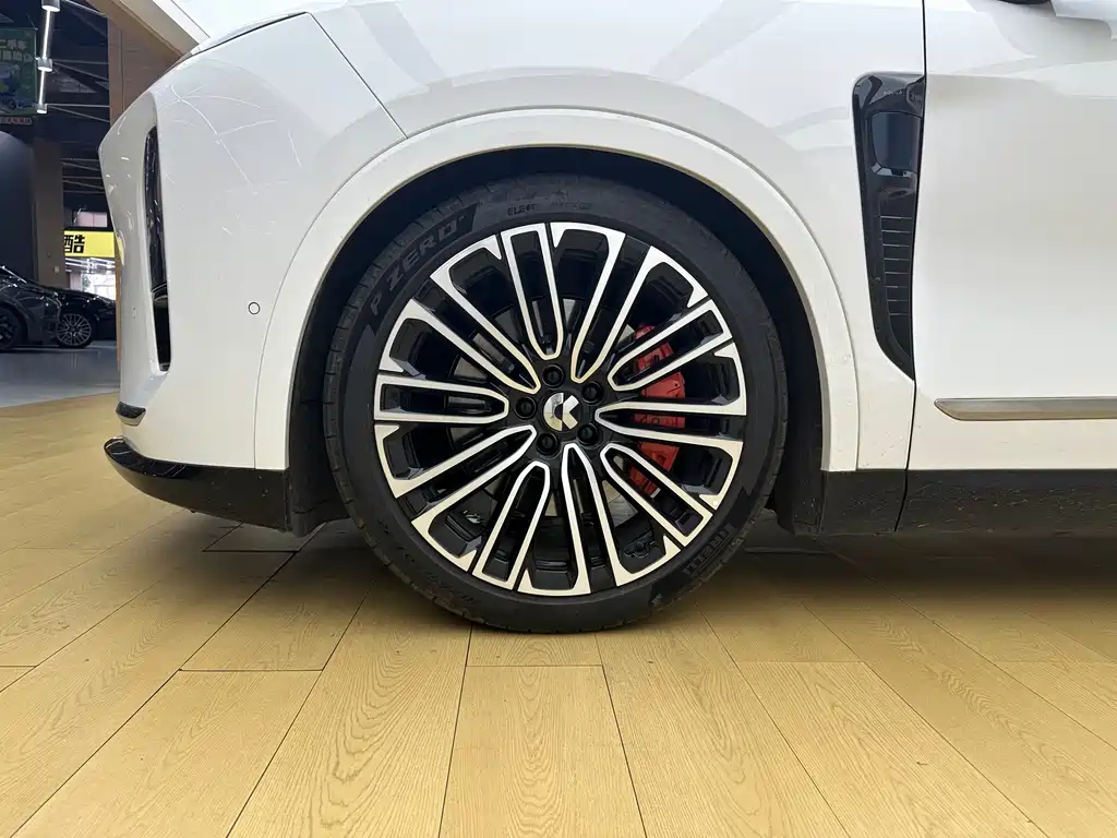 NIO ES8 — миниатюра 6