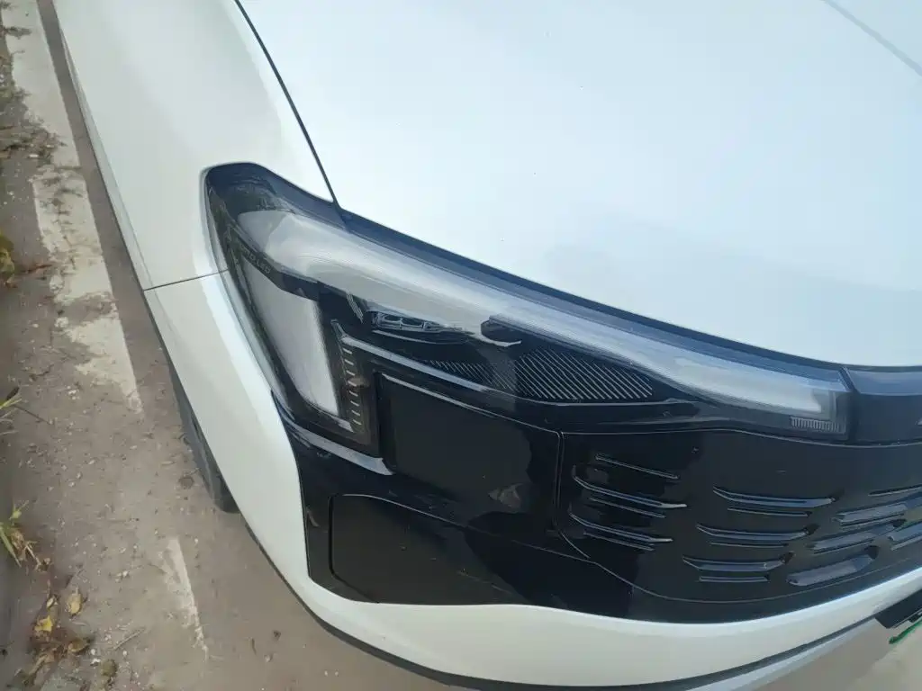 Ford Equator Sport — миниатюра 7