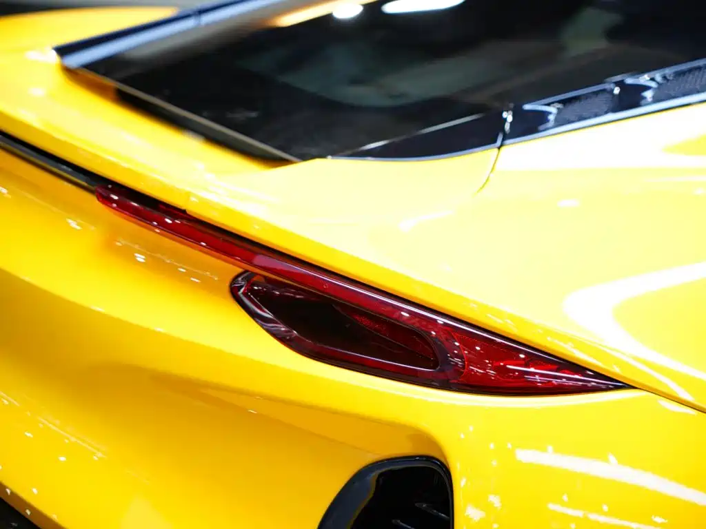 Lotus Emira — миниатюра 14