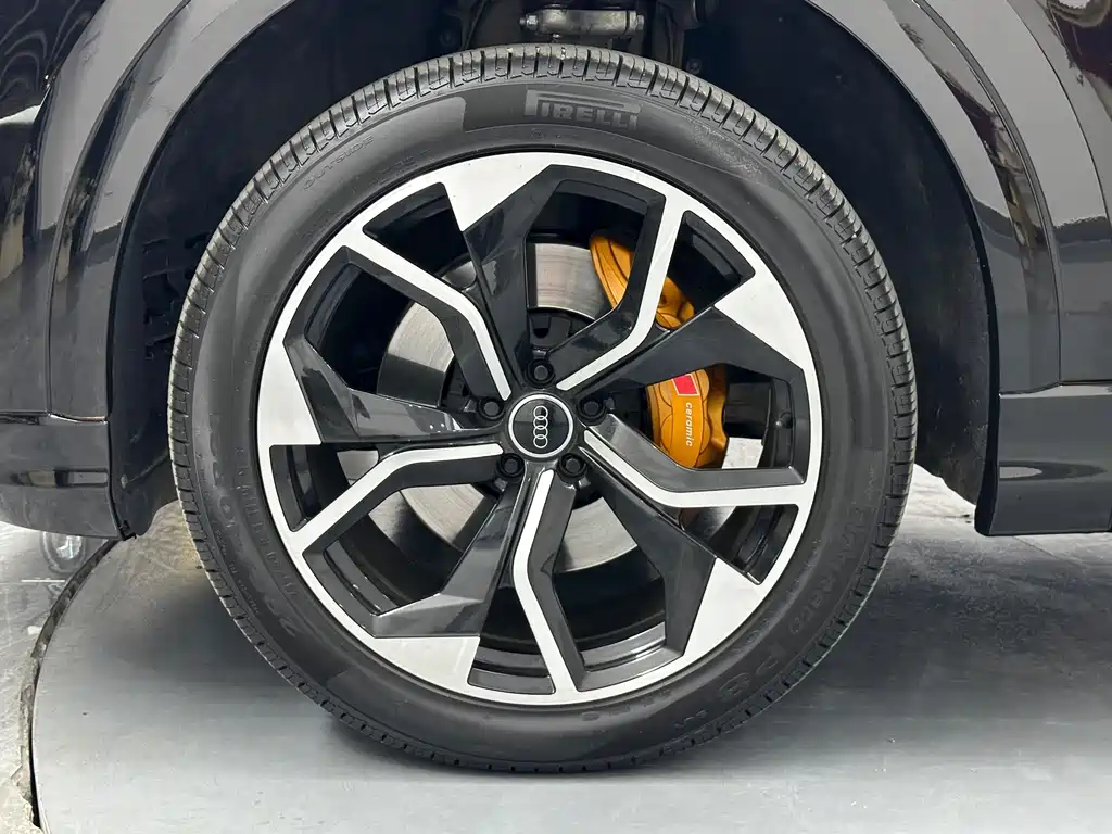 Audi Q8 — миниатюра 23