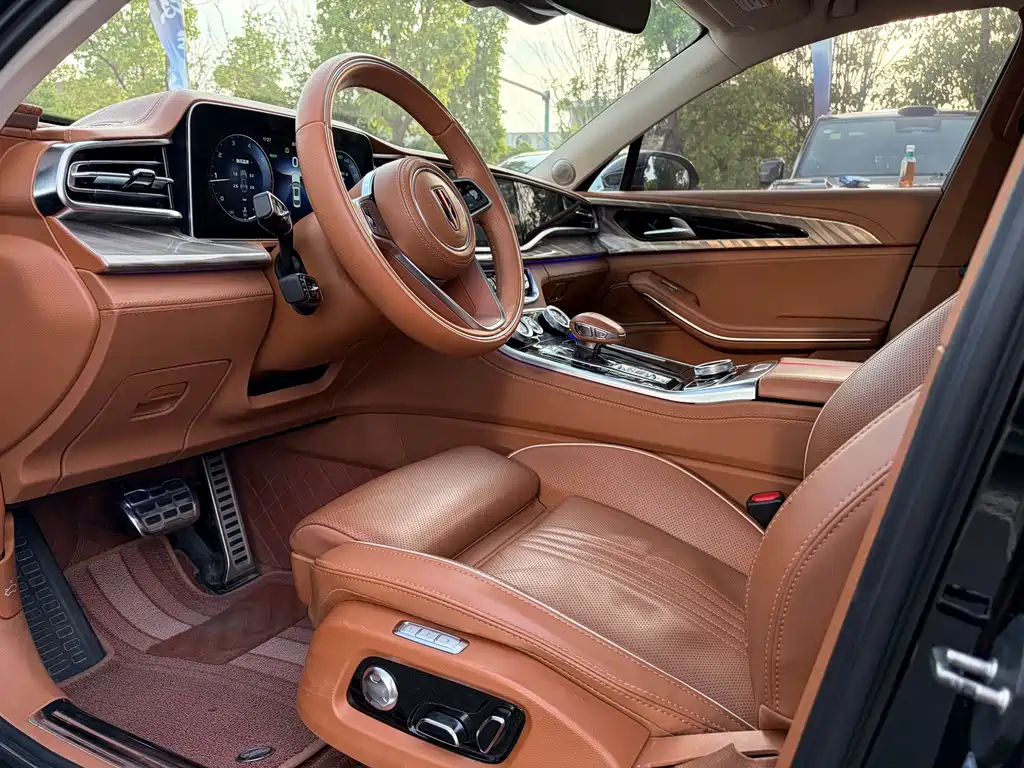 Hongqi H9 2020 2.0T
