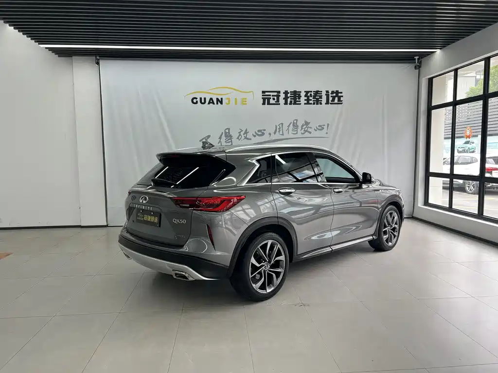 Infiniti QX50 — миниатюра 18