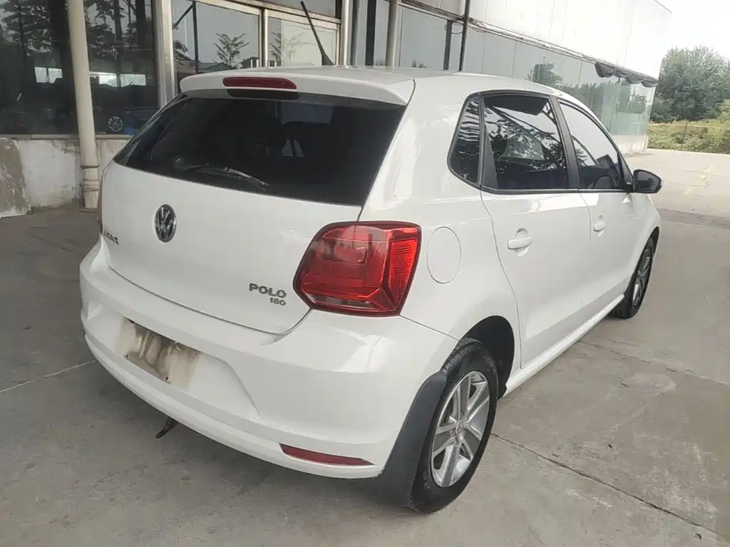 Volkswagen Polo — миниатюра 7