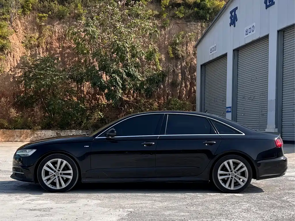 Audi A6L — миниатюра 7