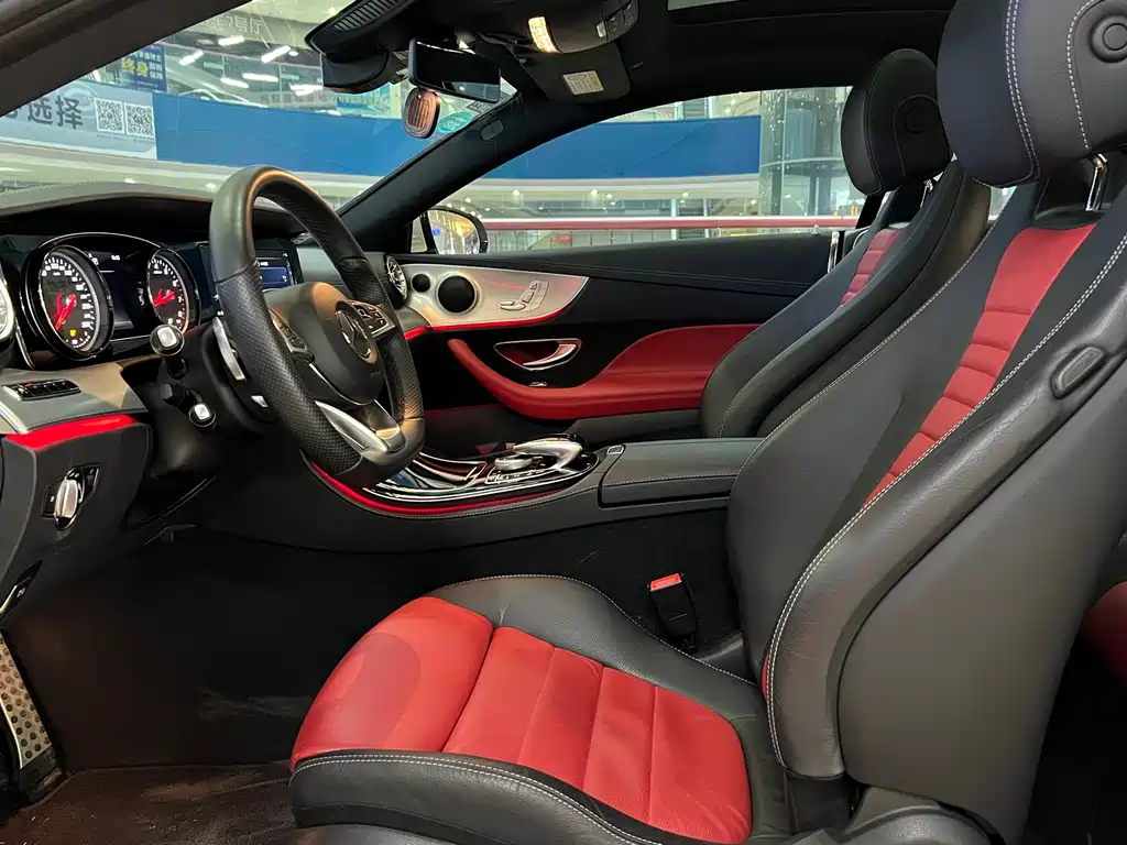 MERCEDES-BENZ E CLASS