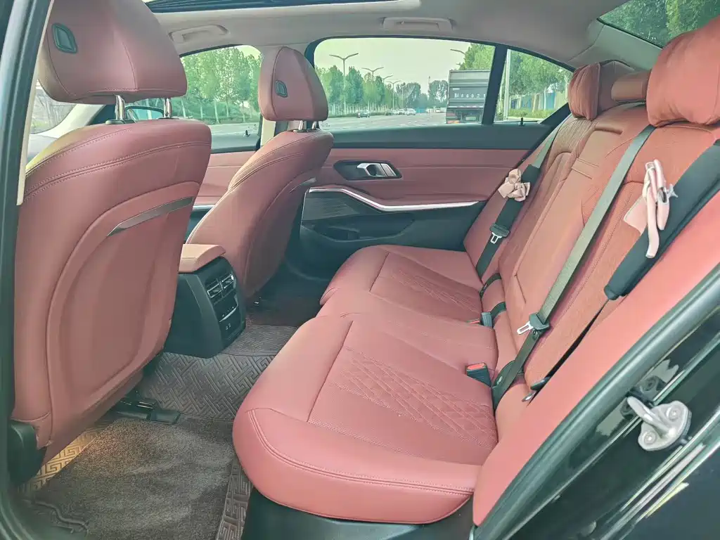 BMW i3 — миниатюра 6