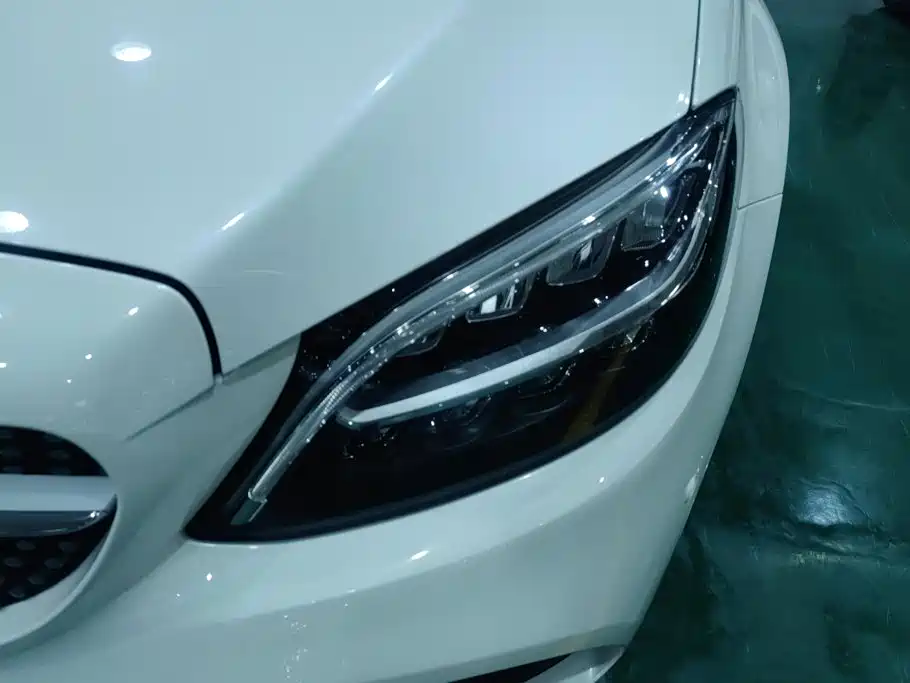 Mercedes-Benz C-Class — миниатюра 5