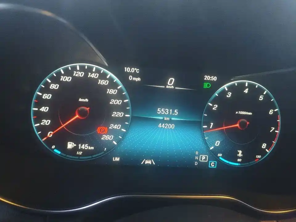 Mercedes-Benz GLC — миниатюра 9