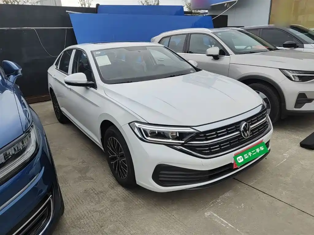 Volkswagen Sagitar 2025 200TSI DSG