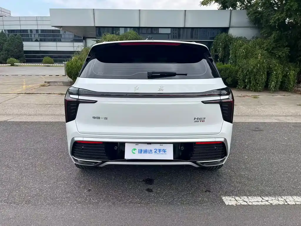 Hongqi Hongqi HS3 — миниатюра 2
