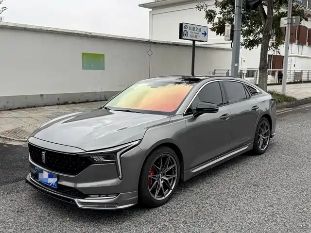 2021 Bestune B70