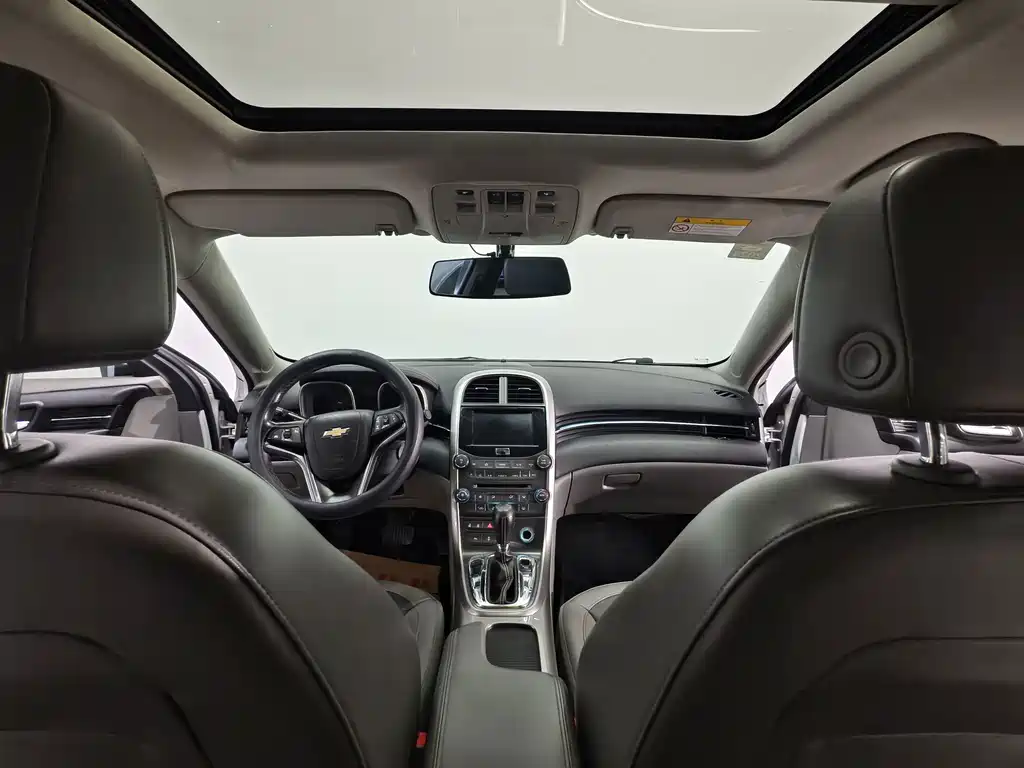 Chevrolet Malibu — миниатюра 10