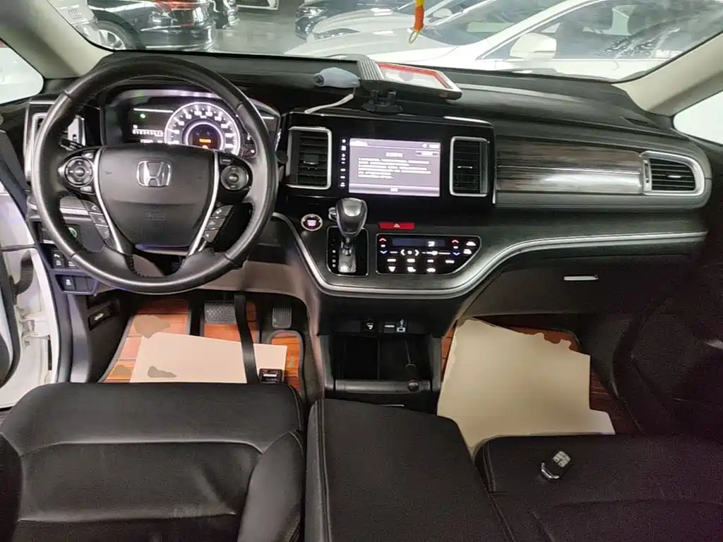 Honda Elysion — миниатюра 10