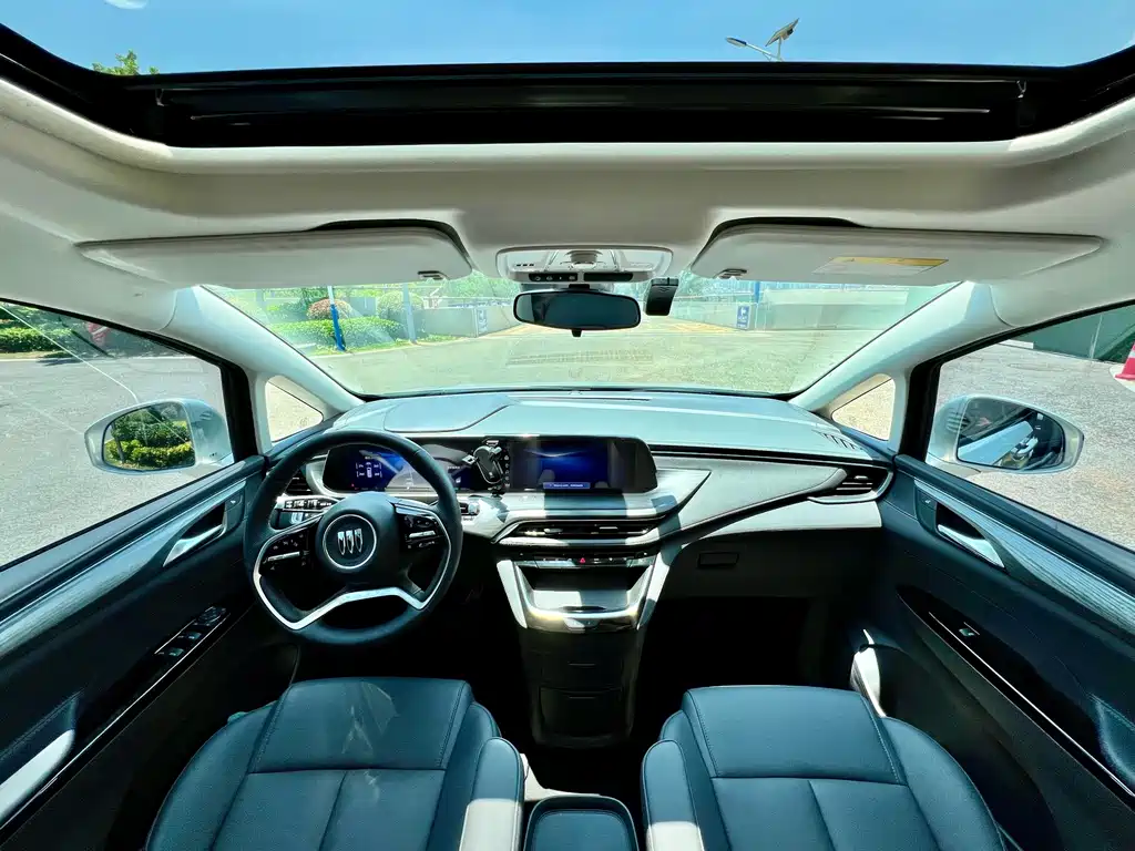 Buick GL8 Hybrid — миниатюра 12