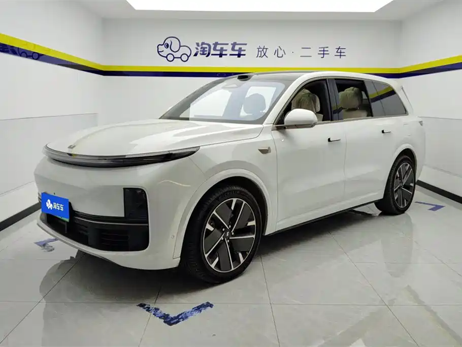 Li Auto Li L9 2025