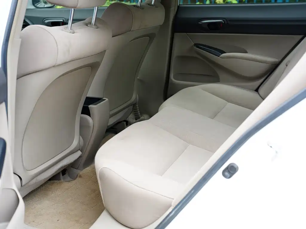 Honda Civic — миниатюра 18