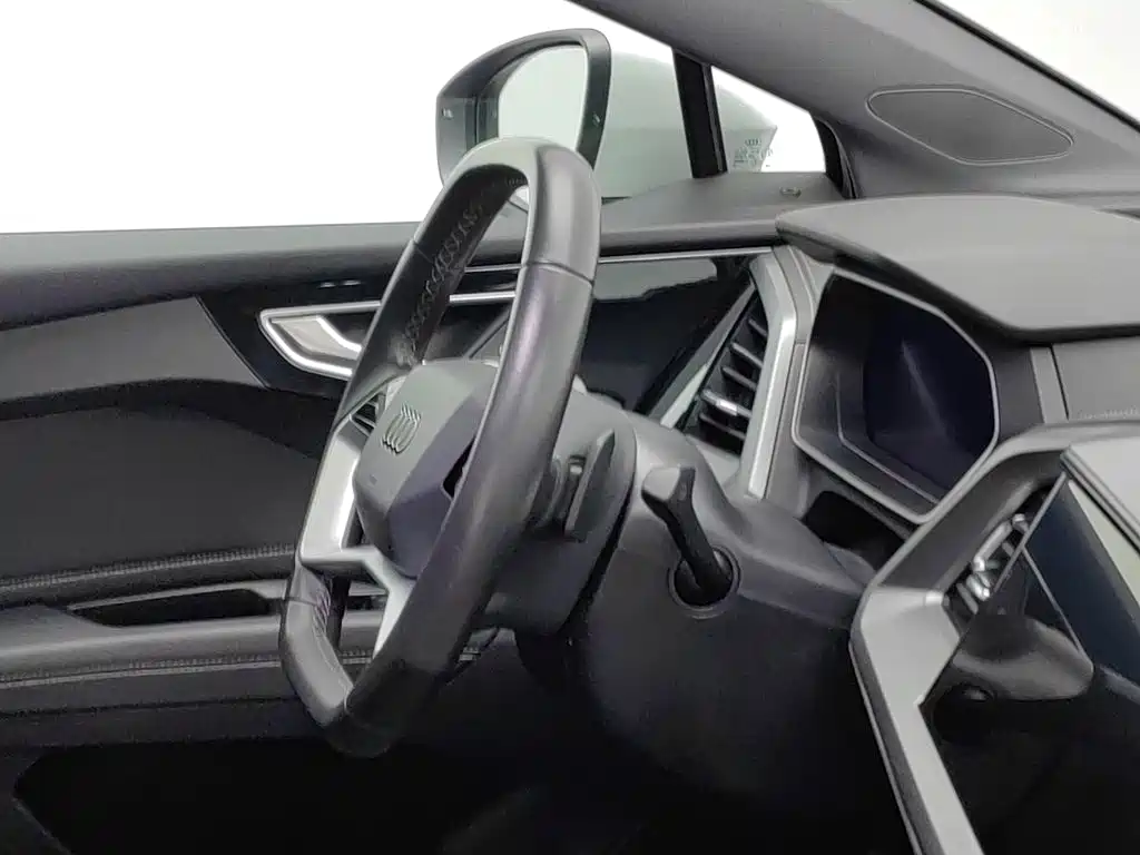 Audi Q4 e-tron — миниатюра 22